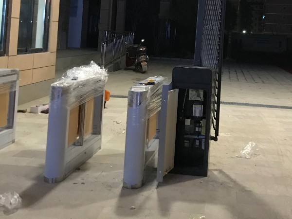 工地上出現(xiàn)難題糾紛了，工地人臉識(shí)別門禁系統(tǒng)了解一下